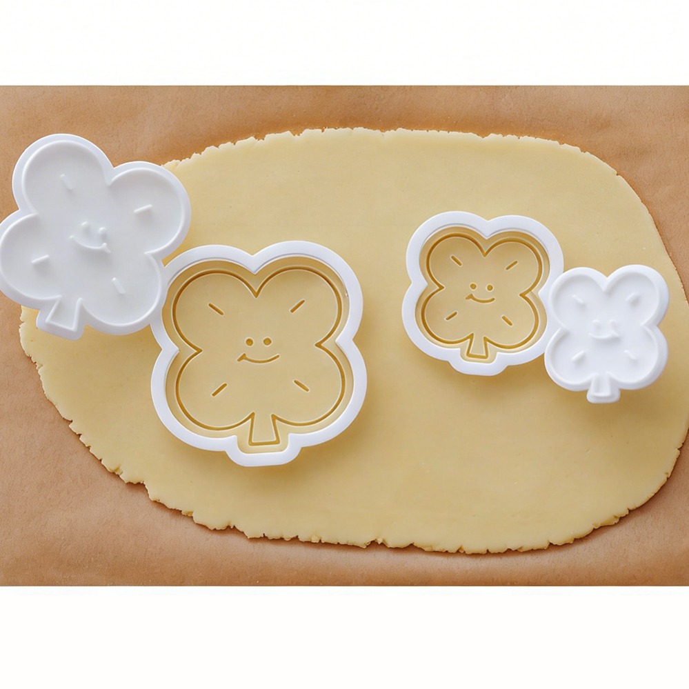 Lucky Four-Leaf Clover Cookie  - Kitchen Appliances For Baking recension och pris