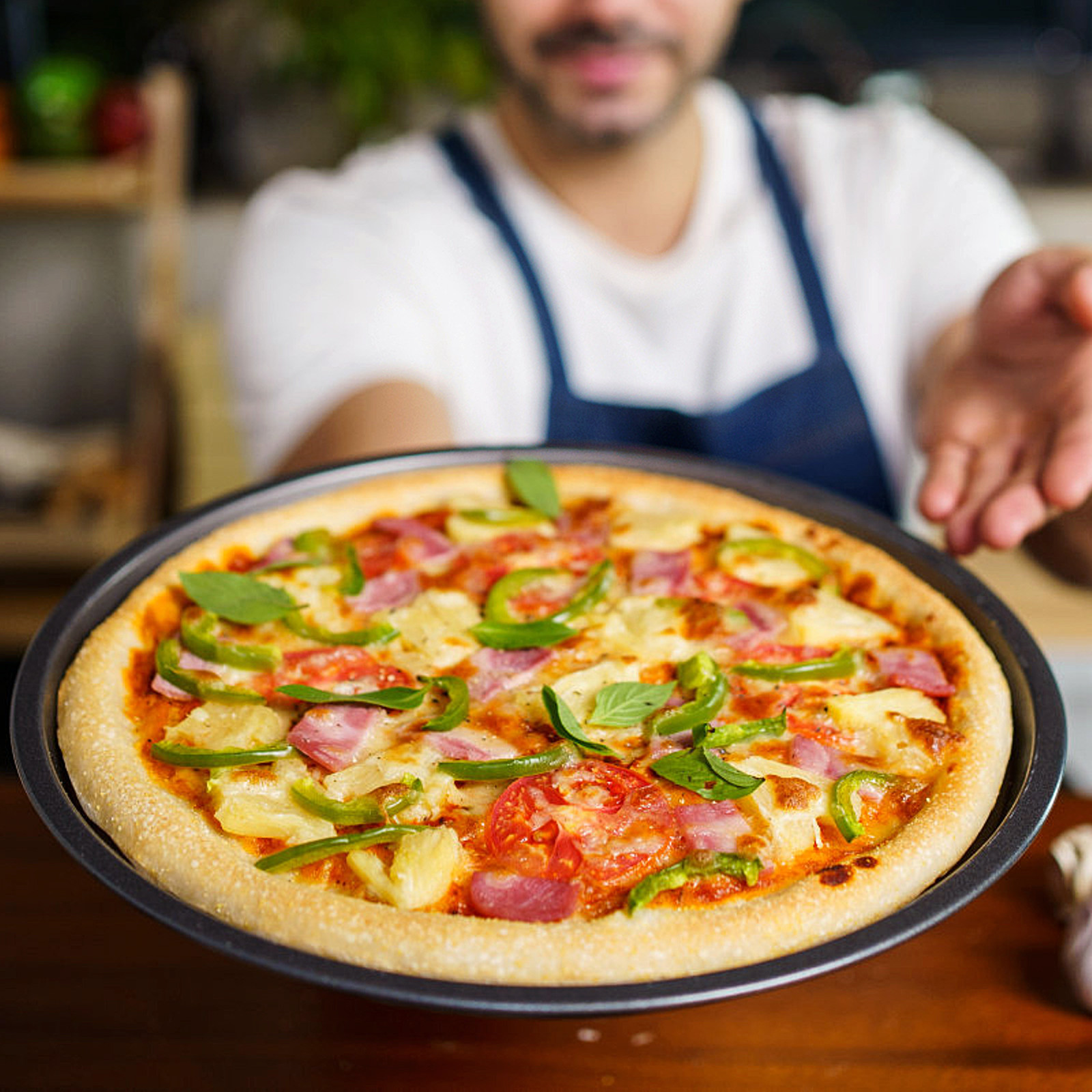Round Shape Carbon Steel Pizza - Kitchen Baking Pan recension och pris